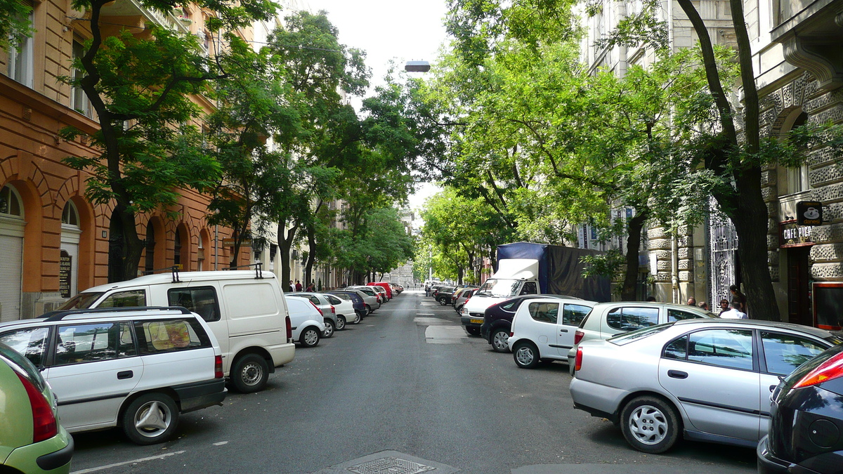 รูปถ่าย ฮังการี(Hungary) บูดาเปสต์(Budapest) ใจกลางบูดาเปสต์(Central Budapest) 2007-06 86