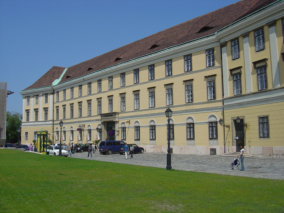 รูปถ่าย ฮังการี(Hungary) บูดาเปสต์(Budapest) 2004-05 270