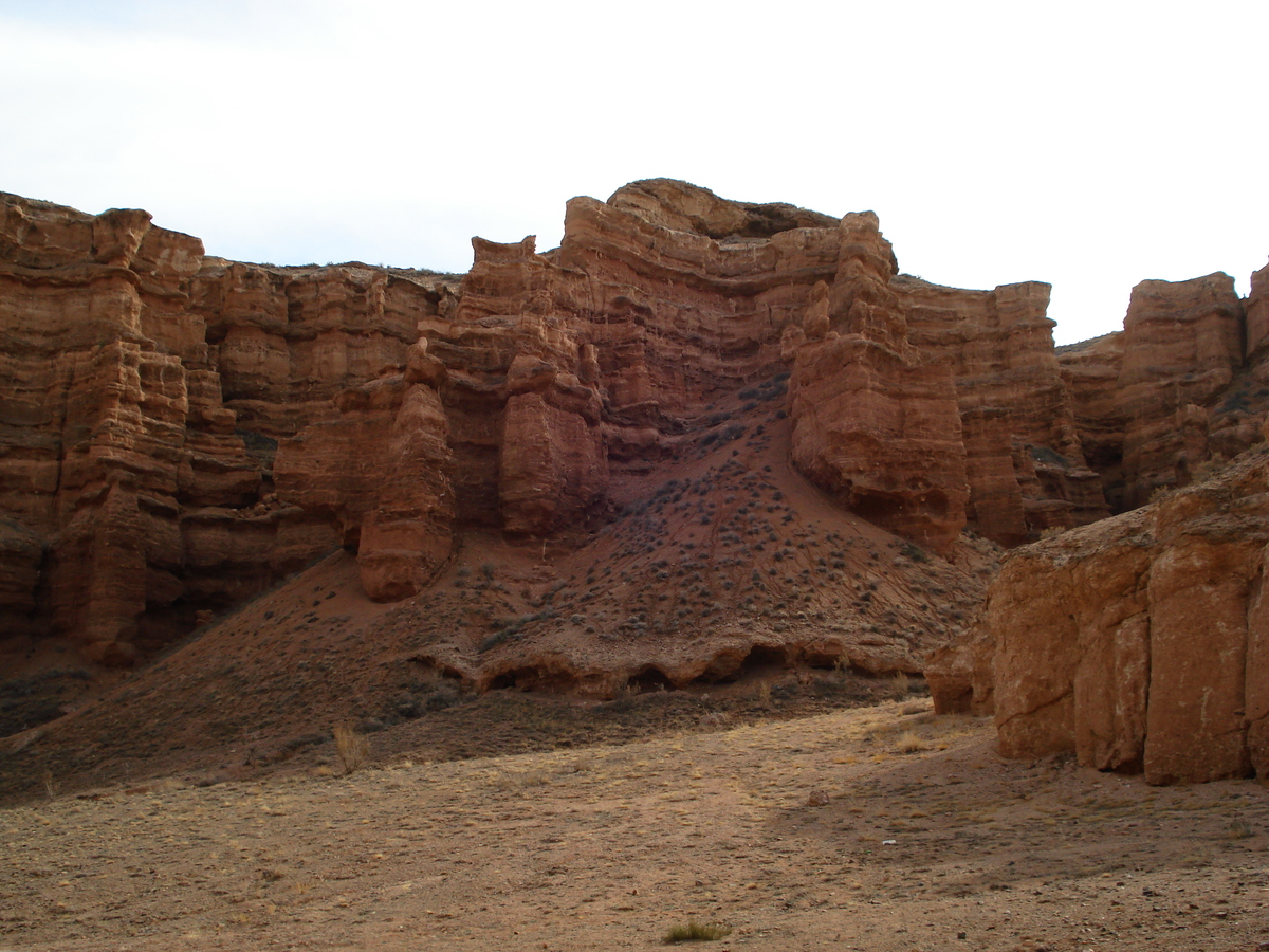 รูปถ่าย คาซัคสถาน(Kazakhstan) หุบผาชารึน(Charyn Canyon) 2007-03 168