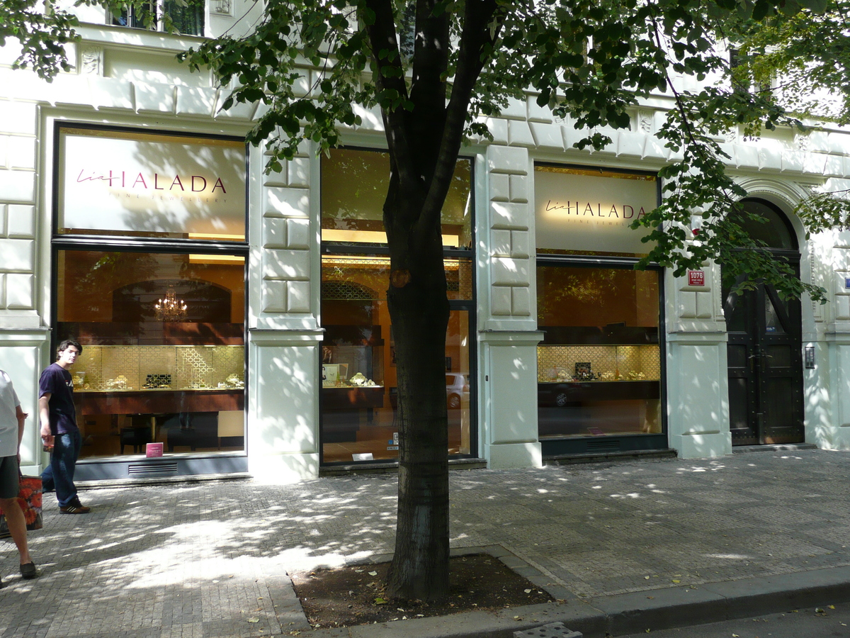 รูปถ่าย สาธารณรัฐเช็ก(Czech Republic) ปราก(Prague) ปารีซสกา(Parizska) 2007-07 31