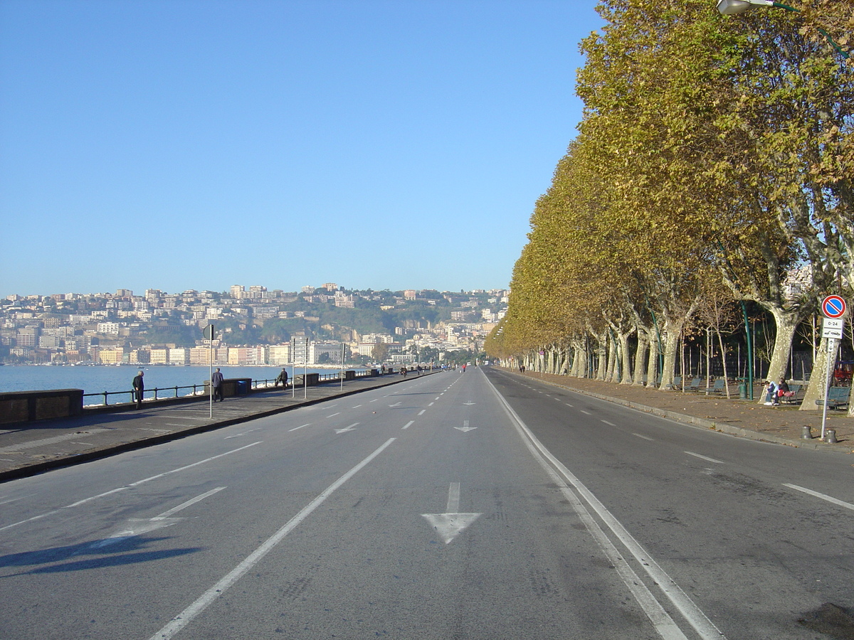 รูปถ่าย อิตาลี(Italy) นาโปลี(Naples) 2004-11 73