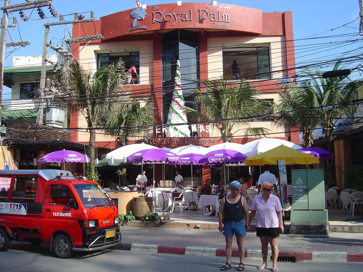 รูปถ่าย ไทย(Thailand) ภูเก็ต(Phuket) ป่าตอง(Patong) ถนนเลียบชายหาด(Beach Road) 2005-12 86
