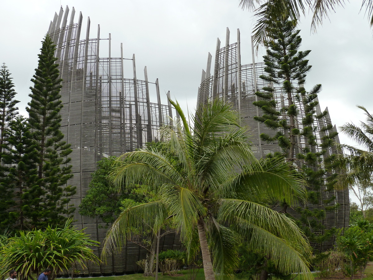 รูปถ่าย นิวแคลิโดเนีย(New Caledonia) ศูนย์วัฒนธรรมฌีบาอู(Tjibaou Cultural Centre) 2010-05 34