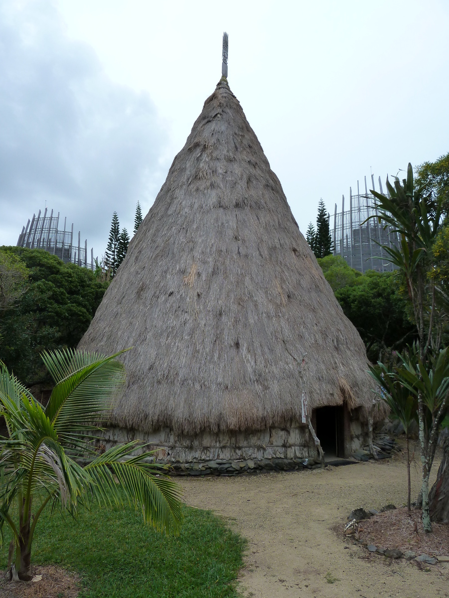 รูปถ่าย นิวแคลิโดเนีย(New Caledonia) ศูนย์วัฒนธรรมฌีบาอู(Tjibaou Cultural Centre) 2010-05 48