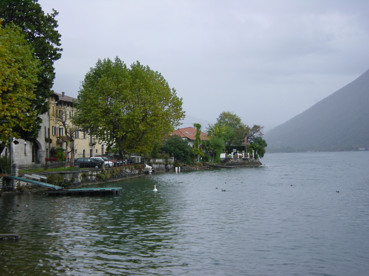 รูปถ่าย สวิสเซอร์แลนด์(Switzerland) ลูกาโน(Lugano) 2001-10 30
