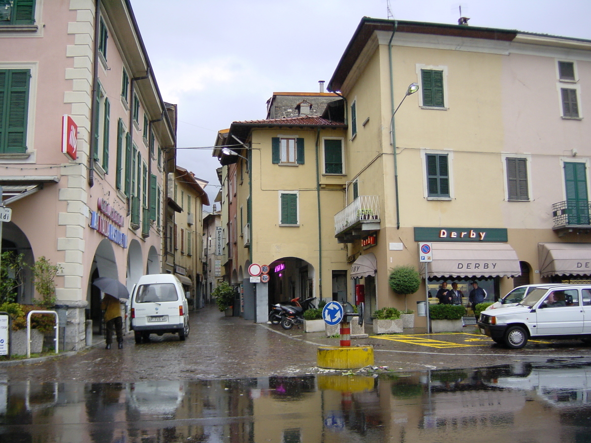 รูปถ่าย สวิสเซอร์แลนด์(Switzerland) ลูกาโน(Lugano) 2001-10 14