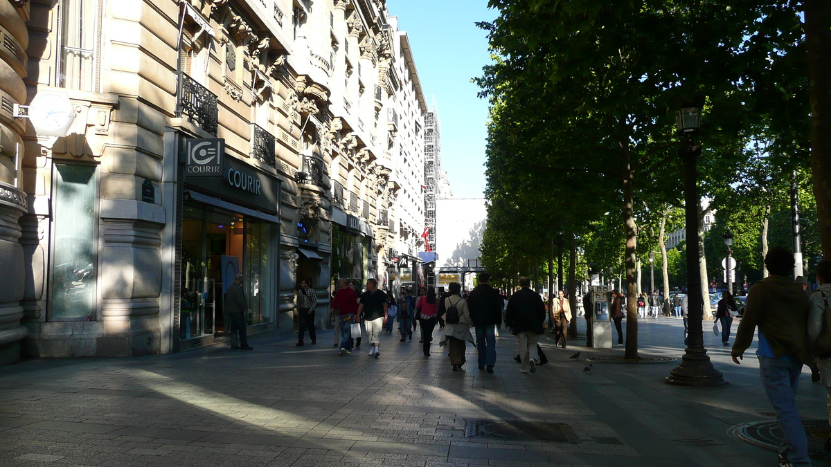 รูปถ่าย ฝรั่งเศส(France) ปารีส(Paris) ช็องเซลีเซ(Champs Elysees) 2007-04 11