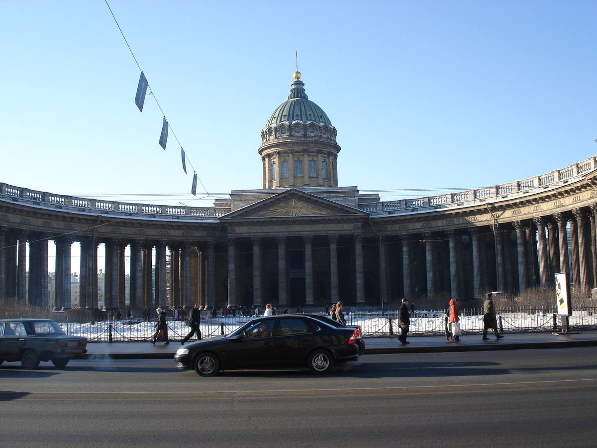 รูปถ่าย รัสเซีย(Russia) เซนต์ปีเตอร์สเบิร์ก(St Petersburg) ถนนเนฟสกี(Nevsky Prospect) 2006-03 43