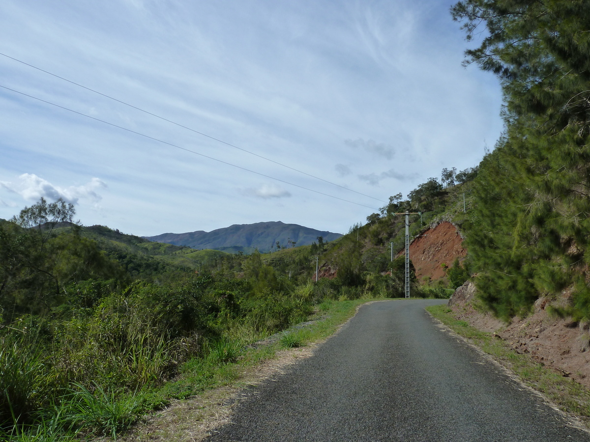 รูปถ่าย นิวแคลิโดเนีย(New Caledonia) ถนนจากตงตูตาไปทีโอ(Tontouta to Thio road) 2010-05 113
