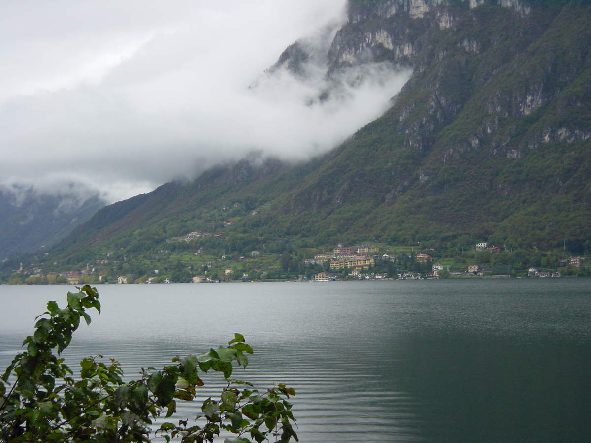 รูปถ่าย สวิสเซอร์แลนด์(Switzerland) ลูกาโน(Lugano) 2001-10 16
