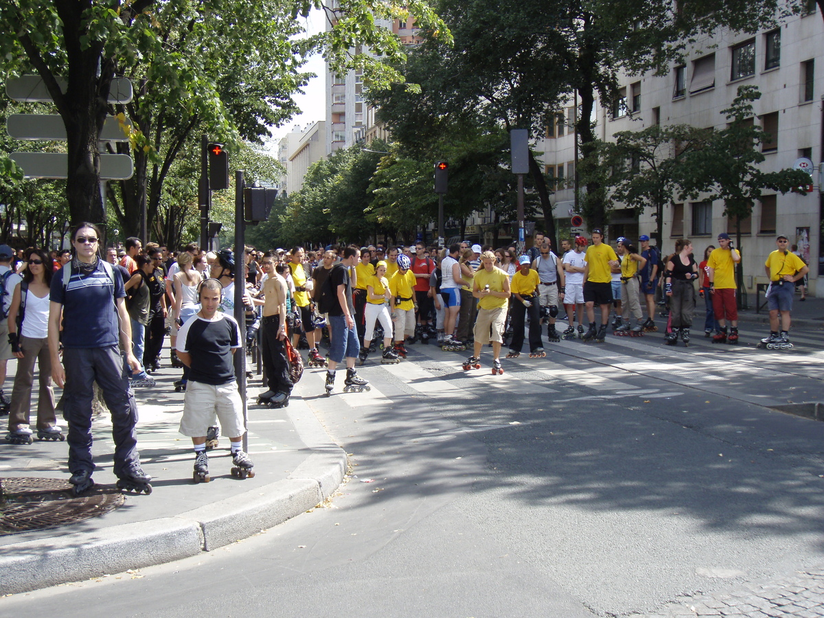 รูปถ่าย ฝรั่งเศส(France) ปารีส(Paris) เล่นสเก็ตในปารีส(Randonnee Roller et Coquillages) 2007-07 47