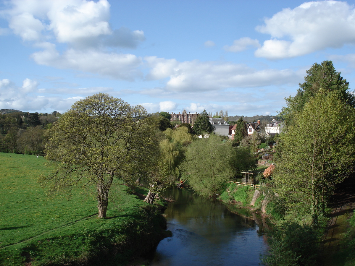 รูปถ่าย อังกฤษ(United Kingdom) มอนเมาธ์(Monmouth) 2006-05 40