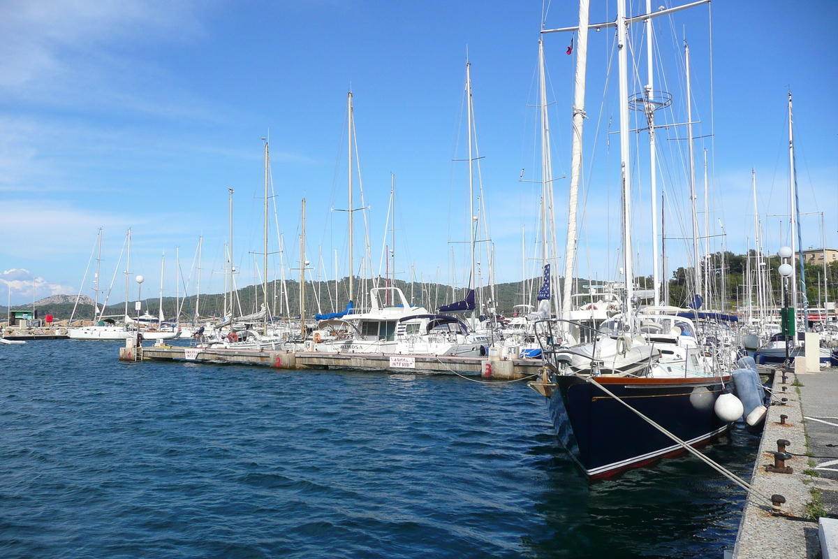 รูปถ่าย ฝรั่งเศส(France) เกาะปอร์เกอรอล(Porquerolles Island) ท่าเรือปอร์เกอรอล(Porquerolles harbour) 2008-05 33