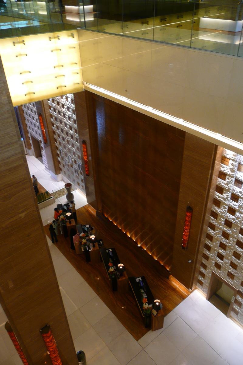 รูปถ่าย สหรัฐอาหรับเอมิเรตส์(United Arab Emirates) ดูไบ(Dubai) โรงแรมเคมพินสกี้ มอลล์ออฟดิเอมิเรตส์(Kempinski Hotel Mall of the Emirates) 2009-01 28