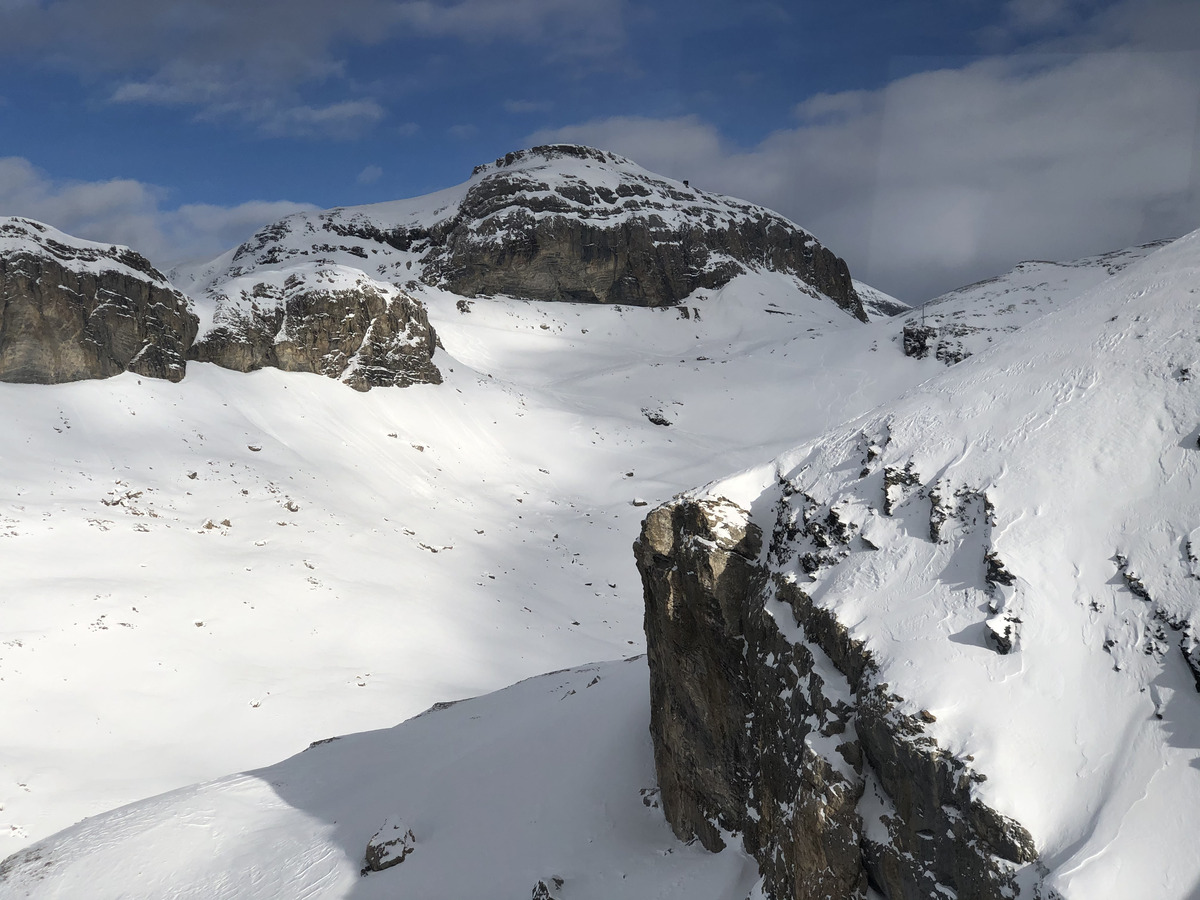 รูปถ่าย สวิสเซอร์แลนด์(Switzerland) ครองส์-มงตานา(Crans Montana) 2020-12 523