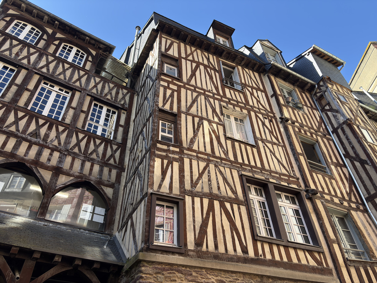 รูปถ่าย ฝรั่งเศส(France) แรน(Rennes) 2026-04 25