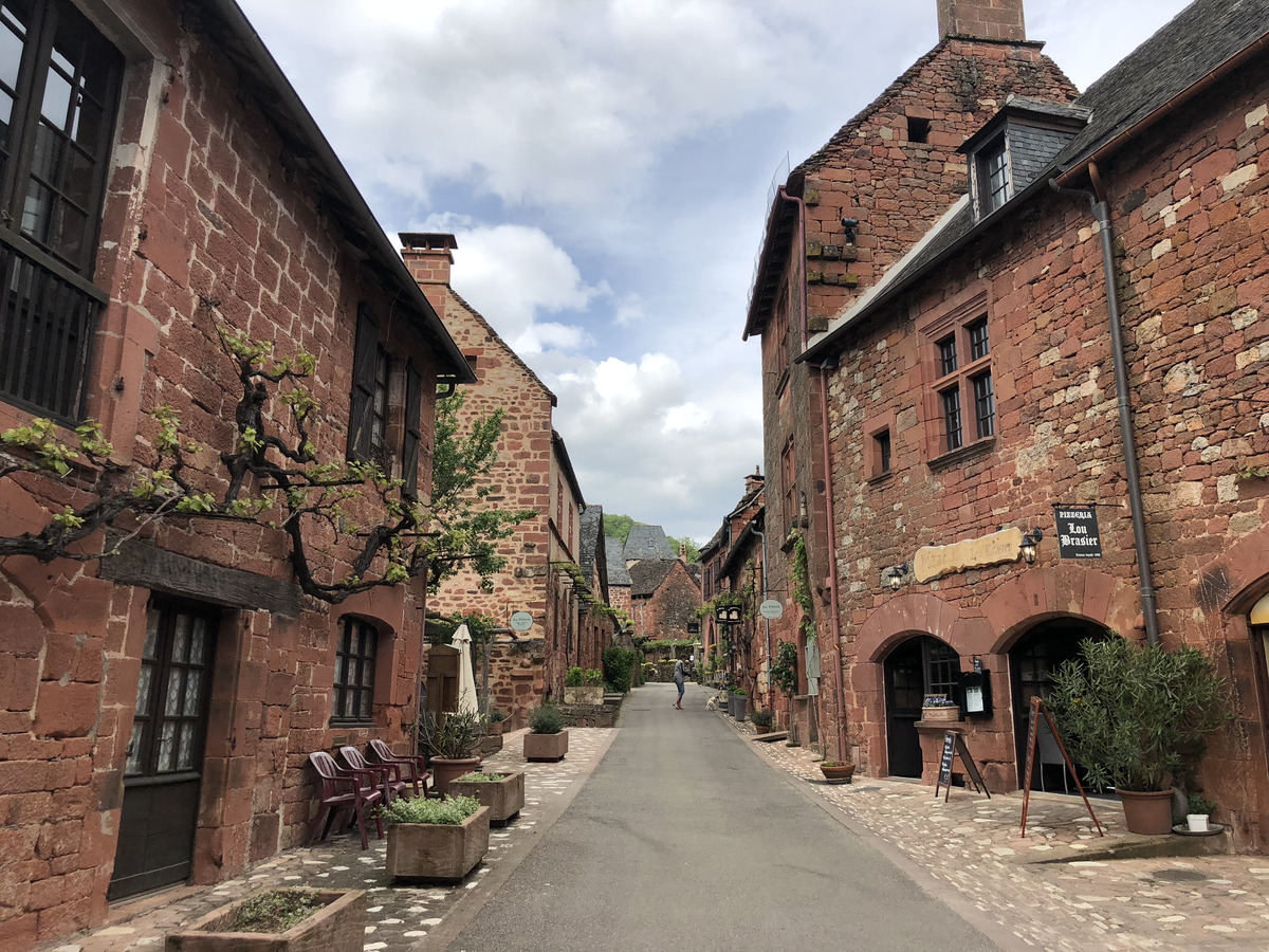 รูปถ่าย ฝรั่งเศส(France) กอลงฌ์-ลา-รูฌ(Collonges la Rouge) 2018-04 69