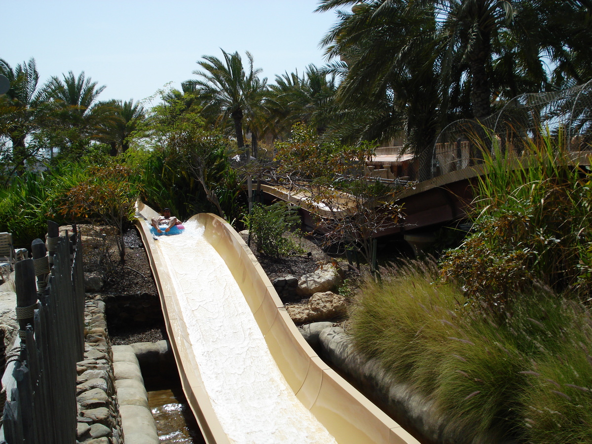 รูปถ่าย สหรัฐอาหรับเอมิเรตส์(United Arab Emirates) ดูไบ(Dubai) สวนน้ำไวลด์วาดี(Wild Wadi) 2007-03 96