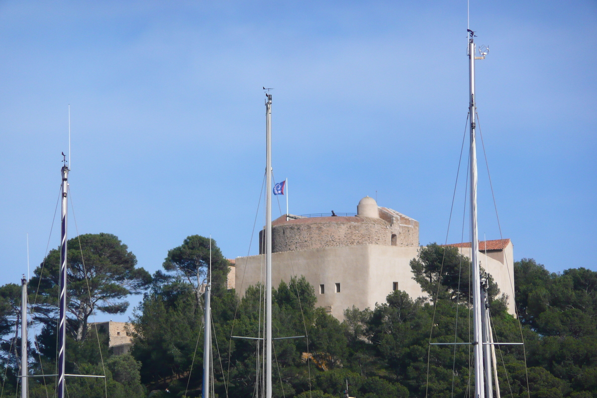 รูปถ่าย ฝรั่งเศส(France) เกาะปอร์เกอรอล(Porquerolles Island) ท่าเรือปอร์เกอรอล(Porquerolles harbour) 2008-05 35