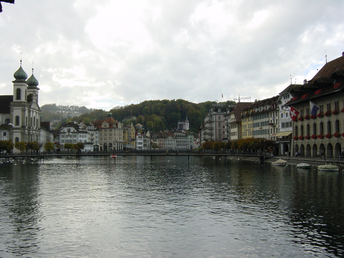 รูปถ่าย สวิสเซอร์แลนด์(Switzerland) ลูเซิร์น(Lucerne) 2001-10 6
