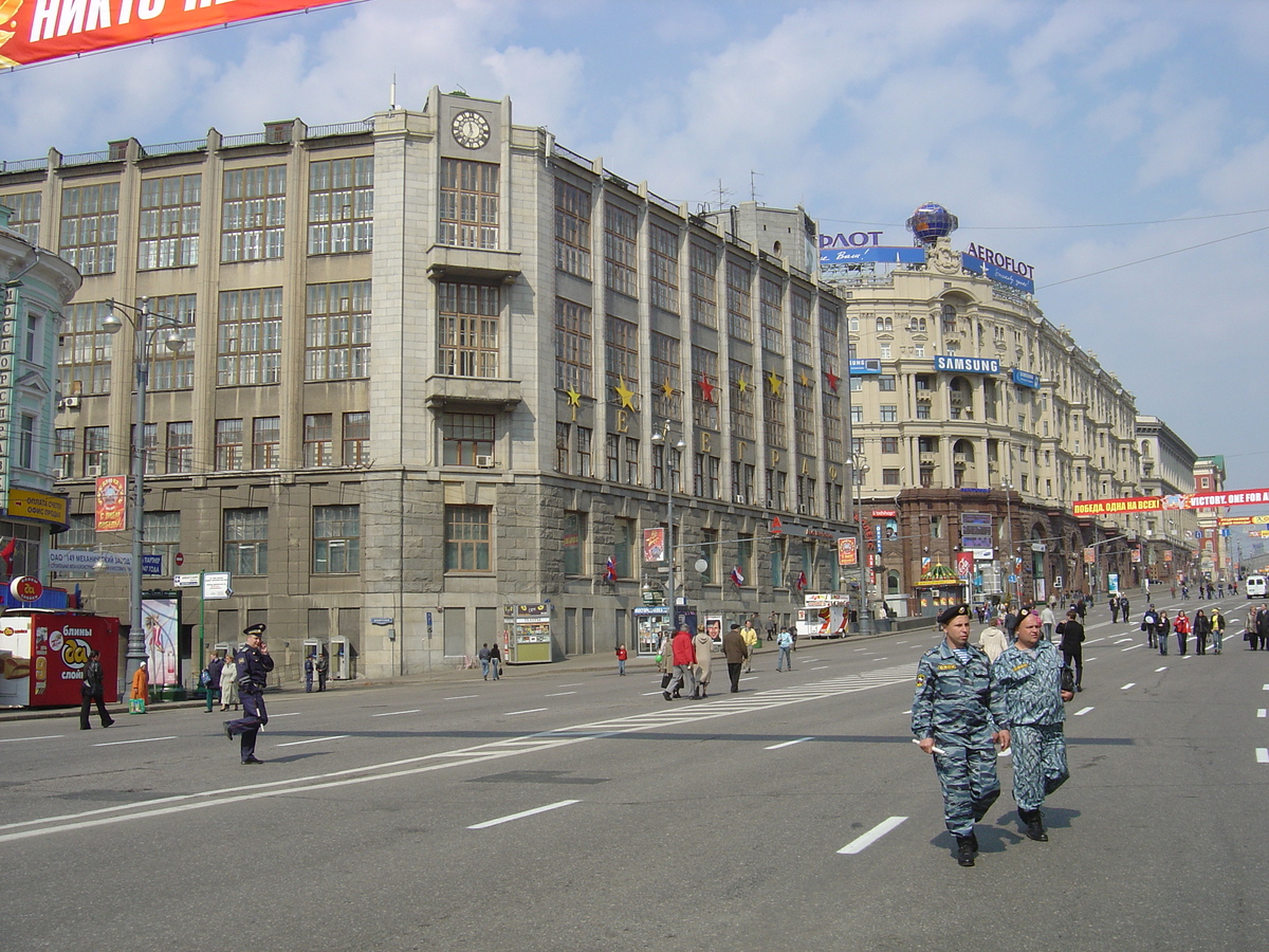 รูปถ่าย รัสเซีย(Russia) มอสโก(Moscow) ถนนตแวร์สกายา(Tverskaya Street) 2005-04 50