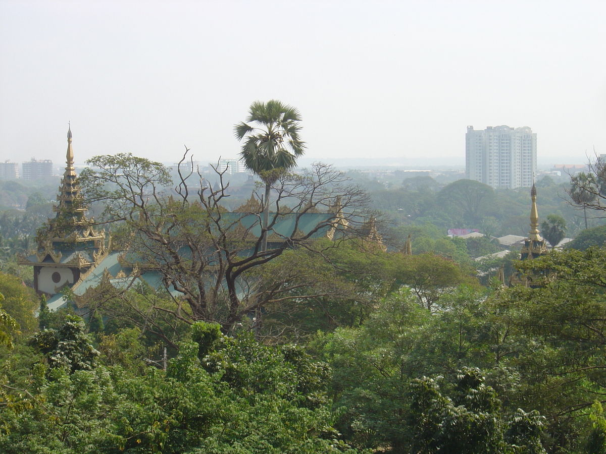 รูปถ่าย พม่า(Myanmar) ย่างกุ้ง(Yangon) พระมหาเจดีย์ชเวกากอง(Shwedagon Pagoda) 2005-01 38