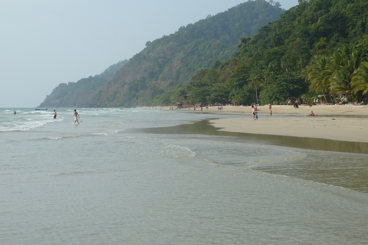 รูปถ่าย ไทย(Thailand) เกาะช้าง(Ko Chang) หาดทรายขาว(White sand beach) 2011-02 40