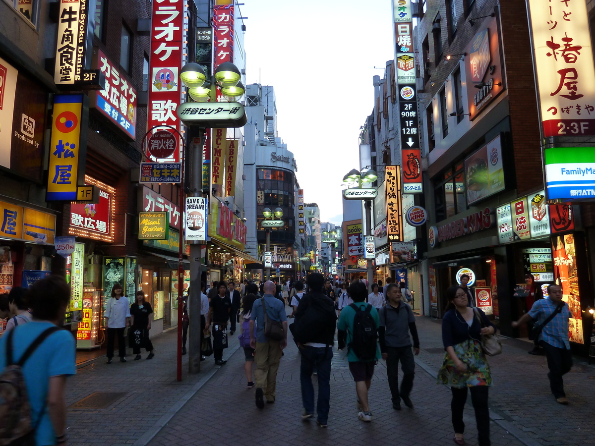 รูปถ่าย ญี่ปุ่น(Japan) โตเกียว(Tokyo) ชิบูย่า(Shibuya) 2010-06 22