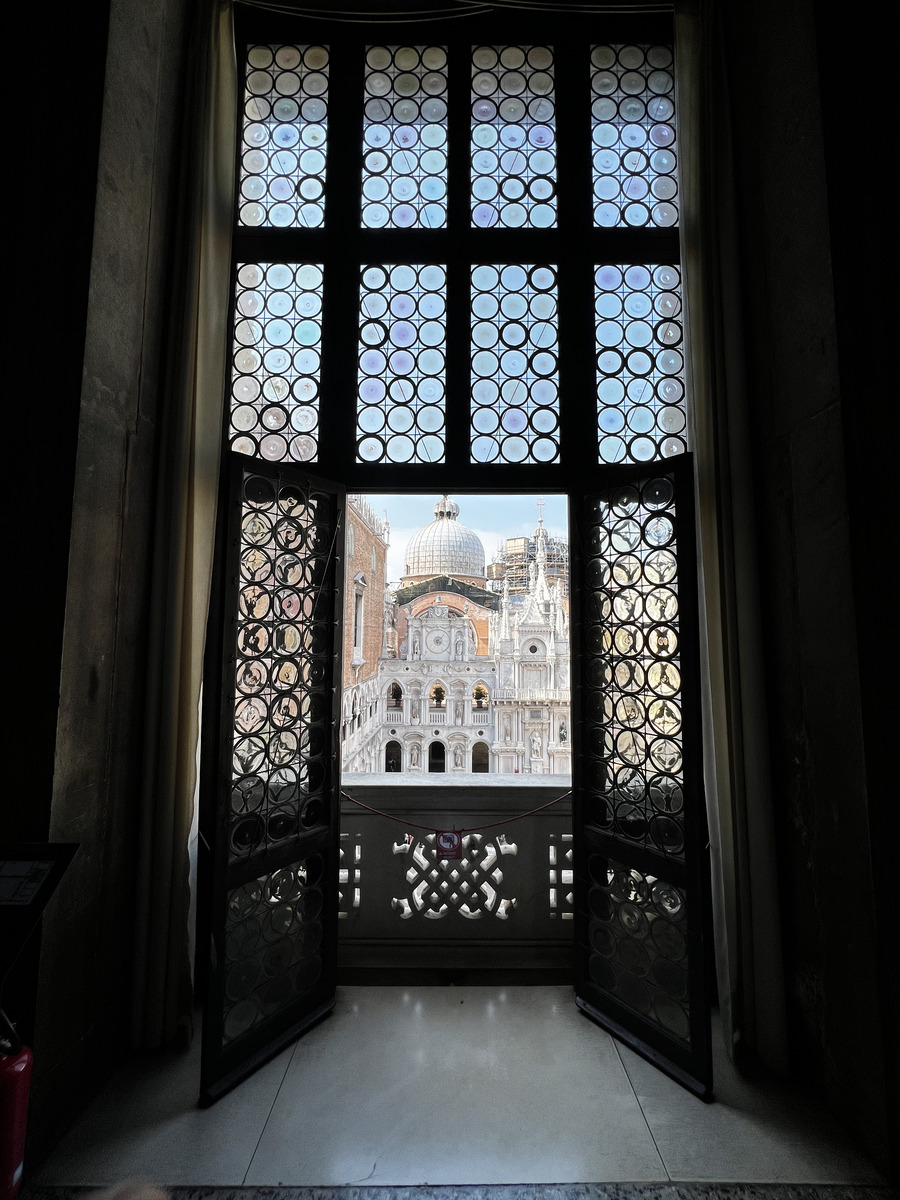 รูปถ่าย อิตาลี(Italy) เวนีส(Venice) พระราชวังดอจ (ปาลัซโซดูกาเล)(Doge's Palace (Palazzo Ducale)) 2022-05 134