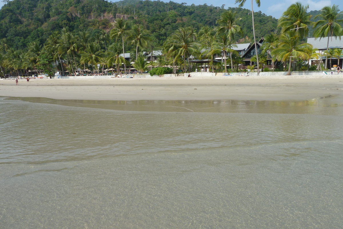 รูปถ่าย ไทย(Thailand) เกาะช้าง(Ko Chang) หาดทรายขาว(White sand beach) 2011-02 52