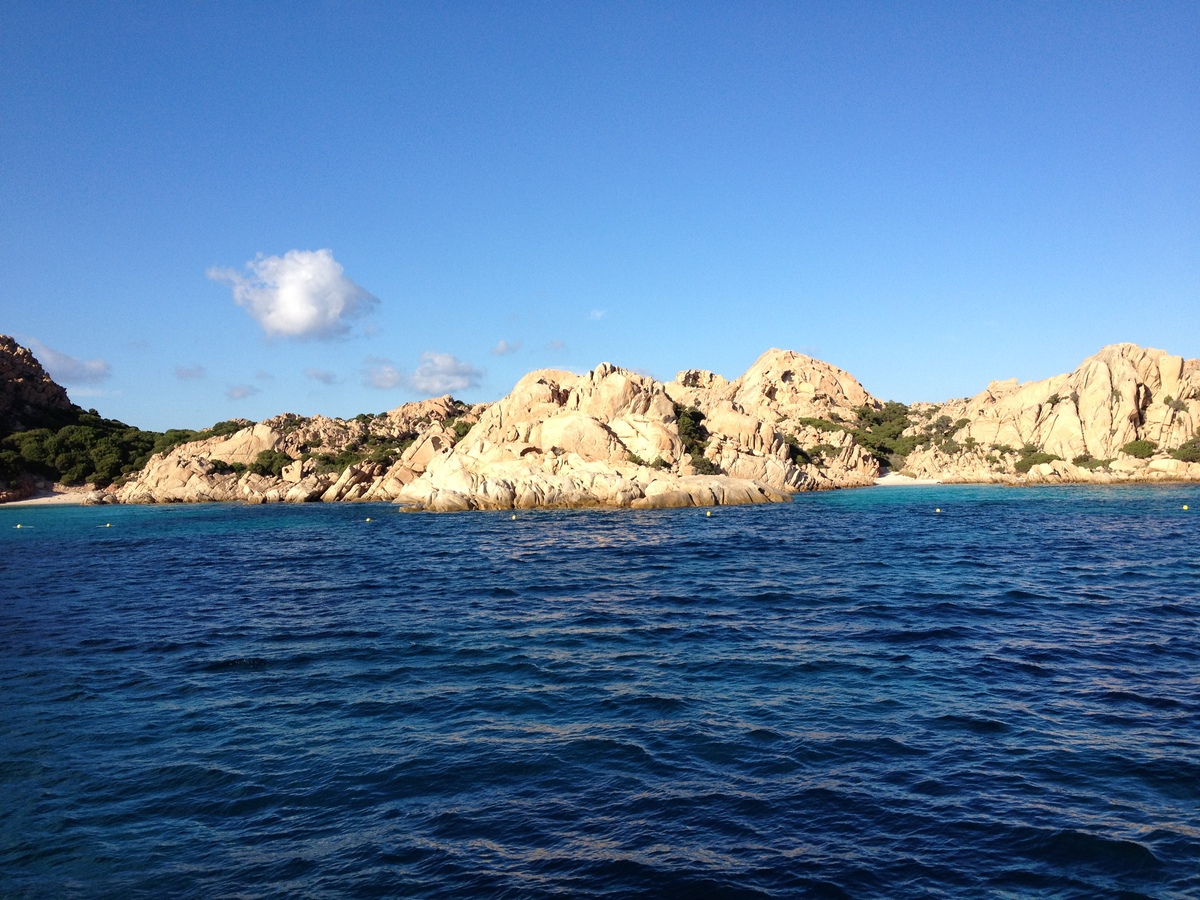 รูปถ่าย อิตาลี(Italy) อ่าวกาลาโกตีชโช(Cala Coticcio) 2012-09 81
