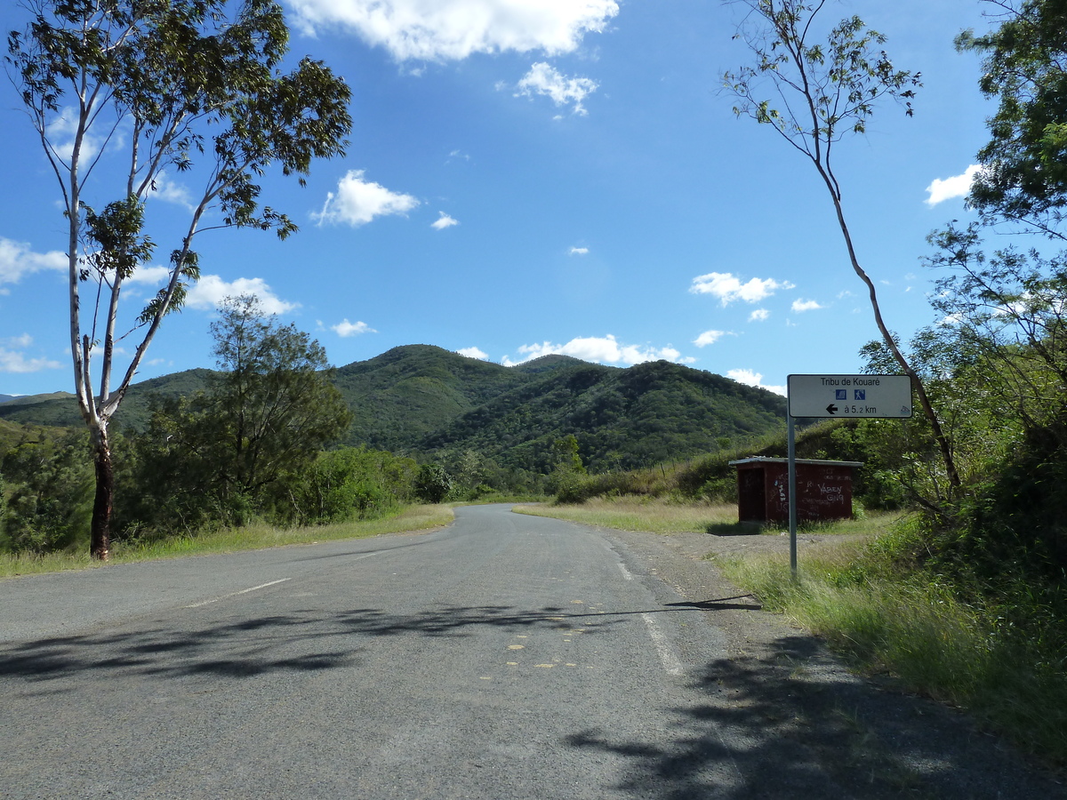 รูปถ่าย นิวแคลิโดเนีย(New Caledonia) ถนนจากตงตูตาไปทีโอ(Tontouta to Thio road) 2010-05 132
