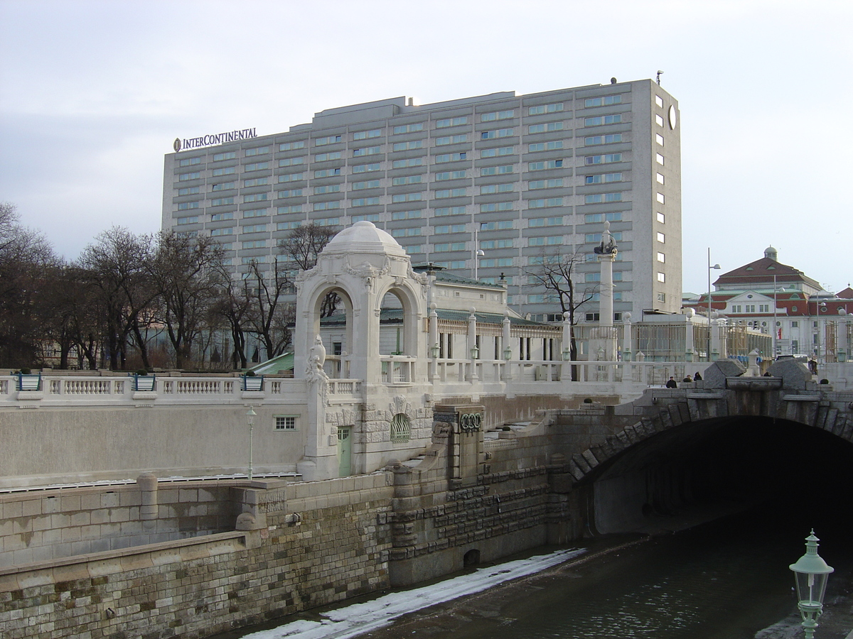 รูปถ่าย ออสเตรีย(Austria) เวียนนา(Vienna) 2005-03 10