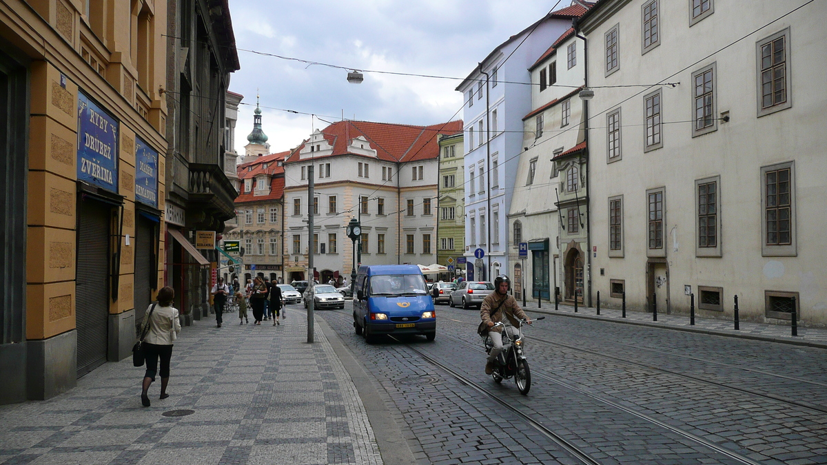 รูปถ่าย สาธารณรัฐเช็ก(Czech Republic) ปราก(Prague) รอบปราสาทปราก(Around Prague Castle) 2007-07 87