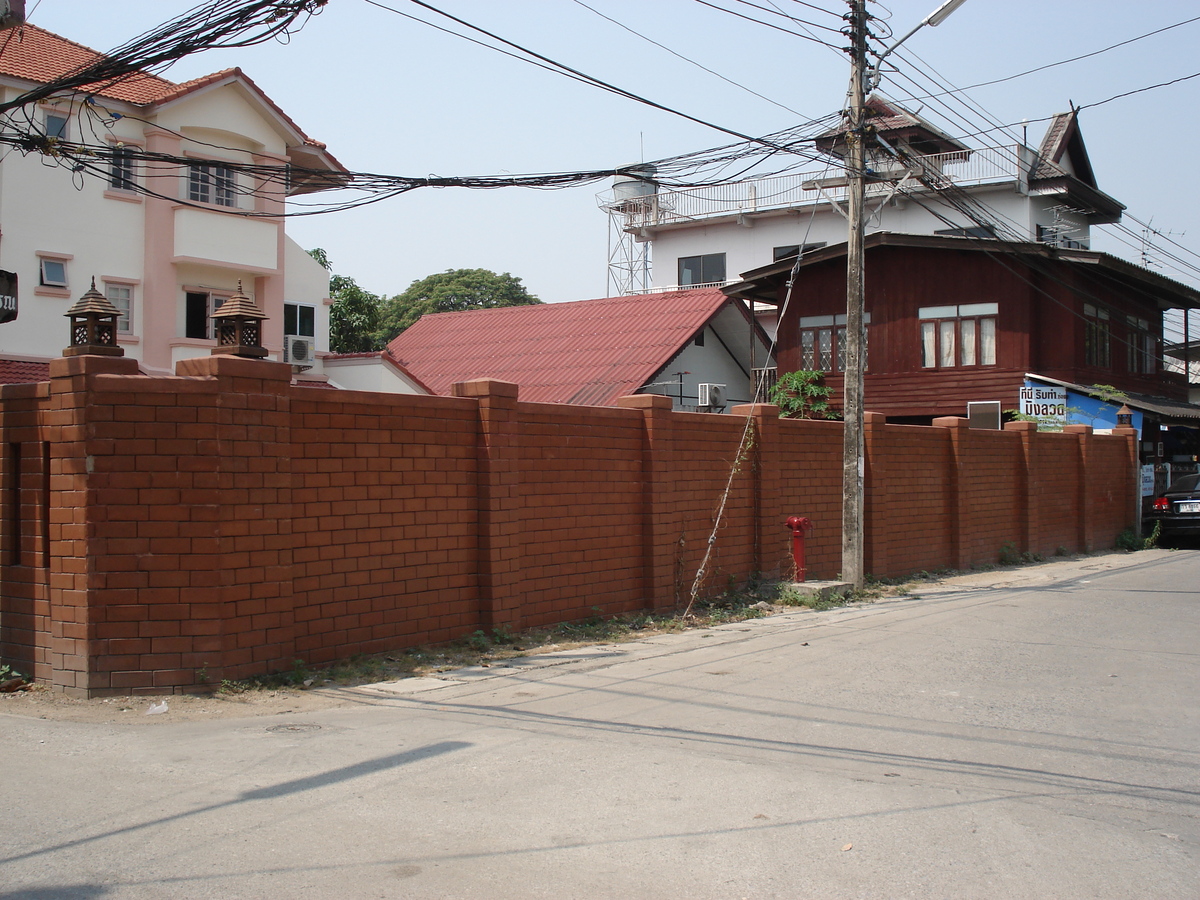 รูปถ่าย ไทย(Thailand) เชียงใหม่(Chiang Mai) ข้างในคุเมืองเชียงใหม่(Inside Canal) 2006-04 0