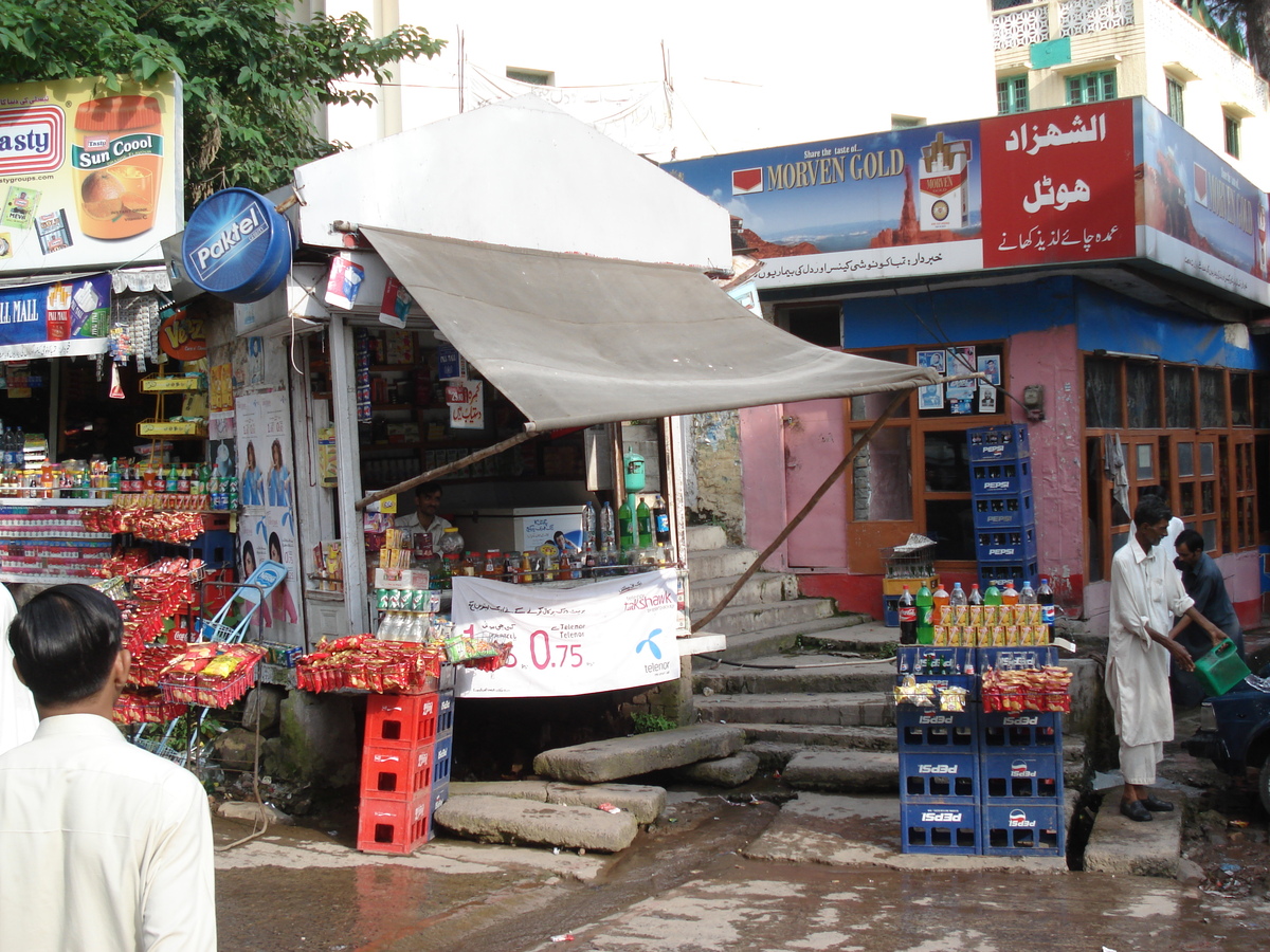 รูปถ่าย ปากีสถาน(Pakistan) ถนนจากอิสลามาบัดไปมัรรี(Islamabad to Murree road) 2006-08 26