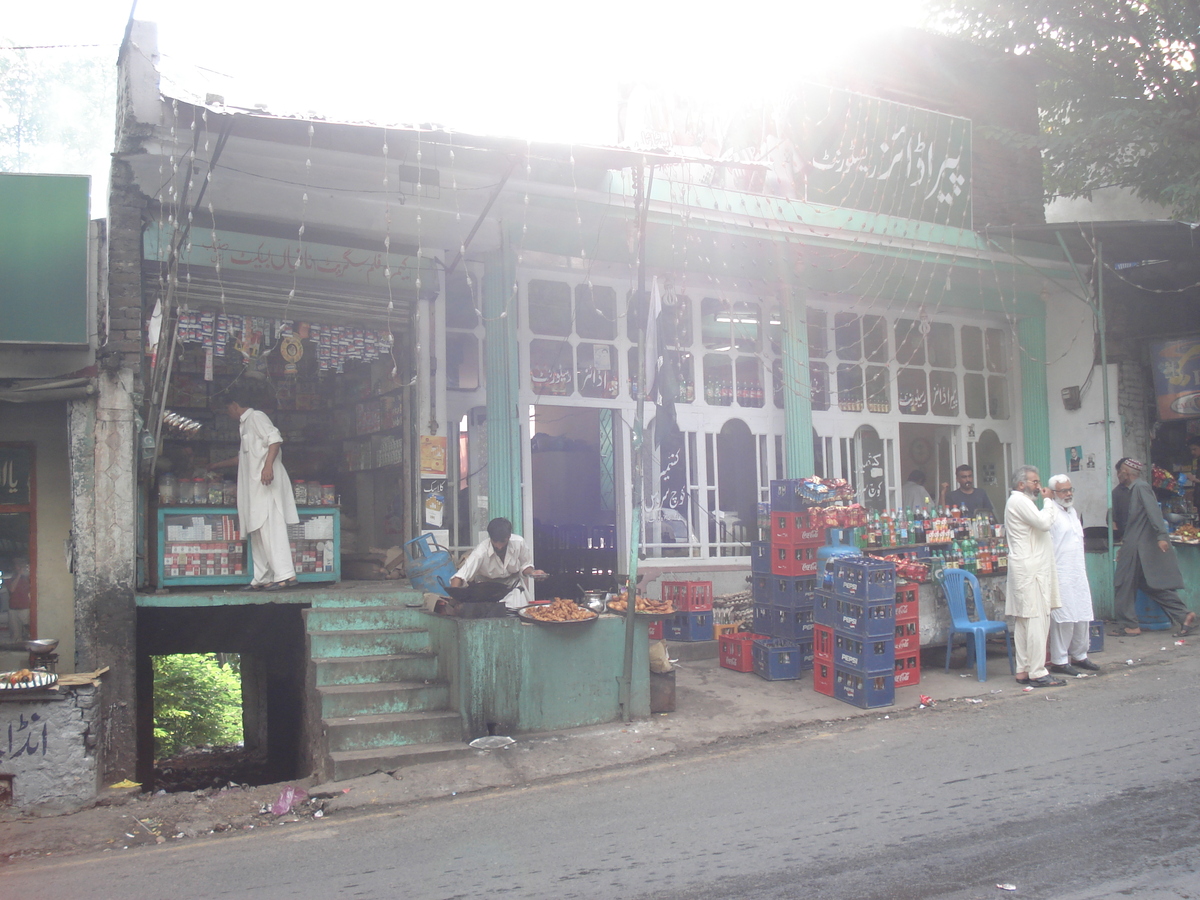 รูปถ่าย ปากีสถาน(Pakistan) ถนนจากอิสลามาบัดไปมัรรี(Islamabad to Murree road) 2006-08 33