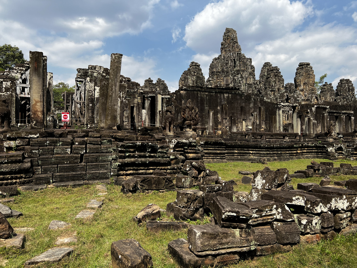 รูปถ่าย กัมพูชา(Cambodia) เสียมราฐ(Siem Reap) ปราสาทบายน(Bayon) 2023-01 70