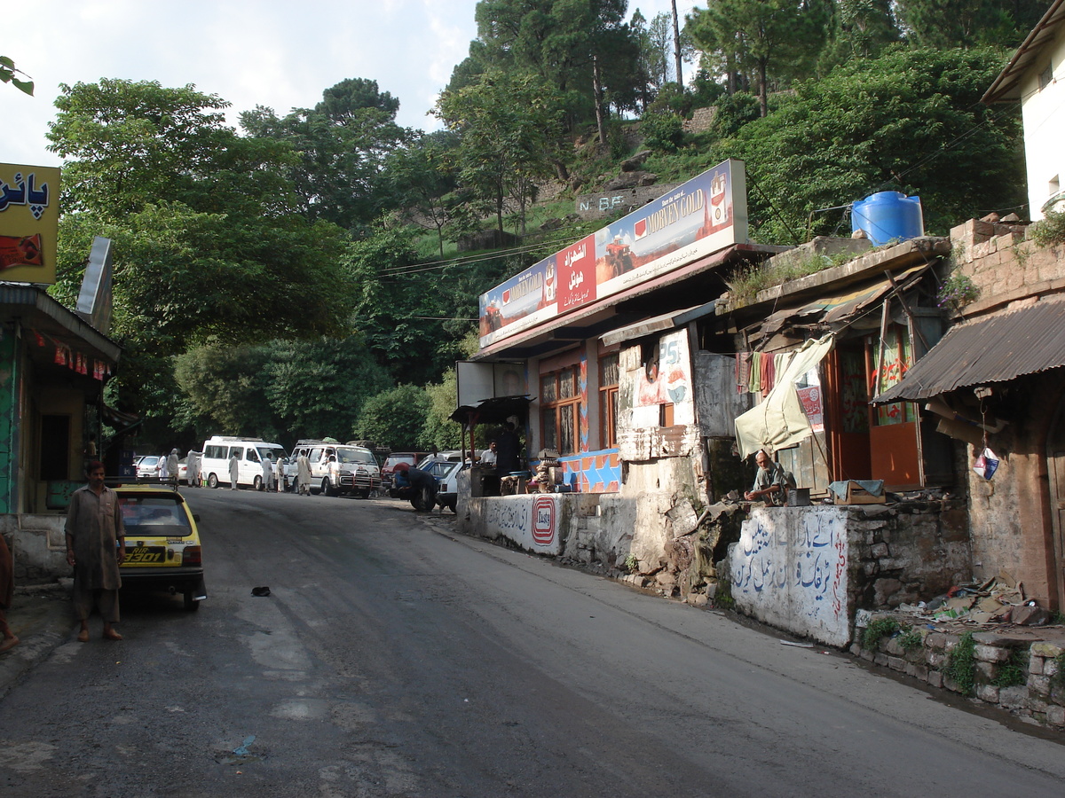 รูปถ่าย ปากีสถาน(Pakistan) ถนนจากอิสลามาบัดไปมัรรี(Islamabad to Murree road) 2006-08 34
