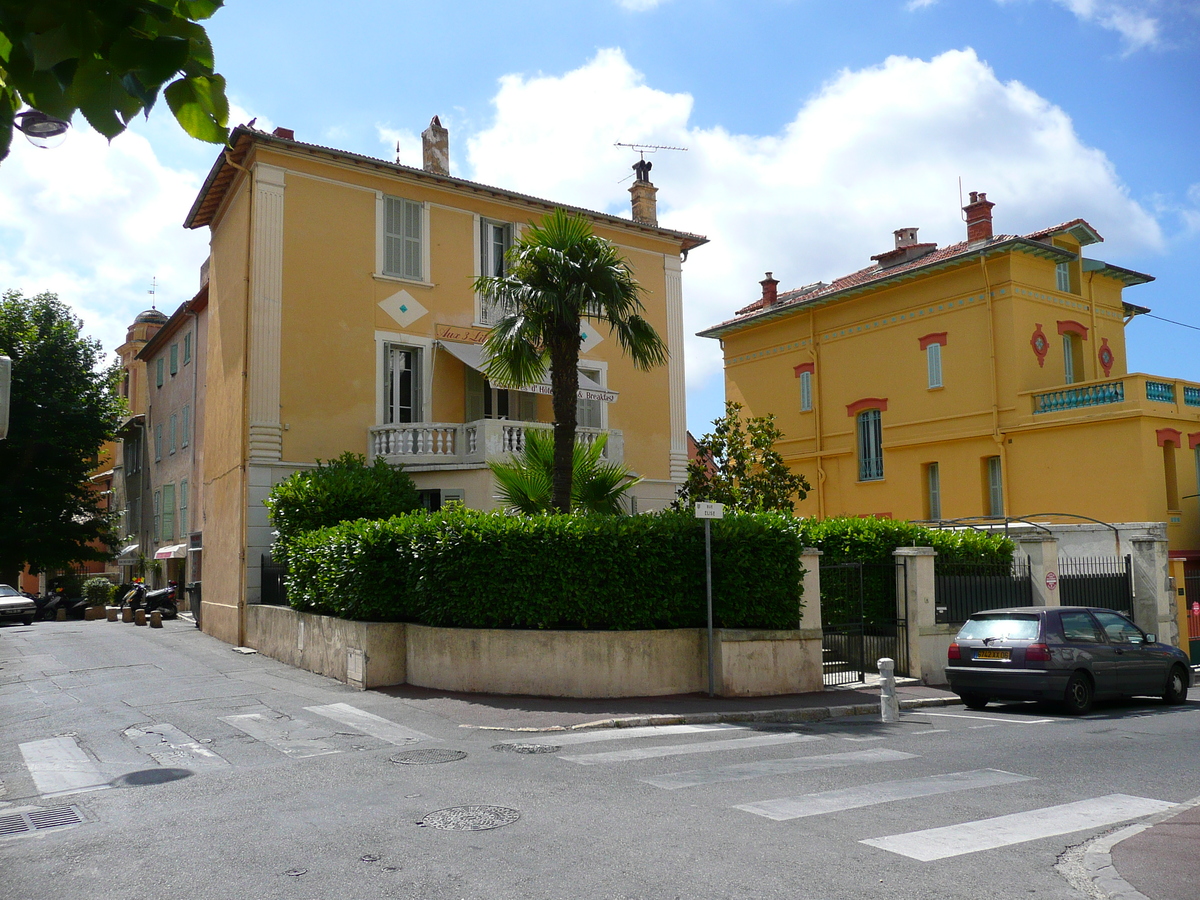 รูปถ่าย ฝรั่งเศส(France) วังซ์(Vence) ถนนอ็องรี-อีนาร์(Avenue H. Isnard) 2007-07 44