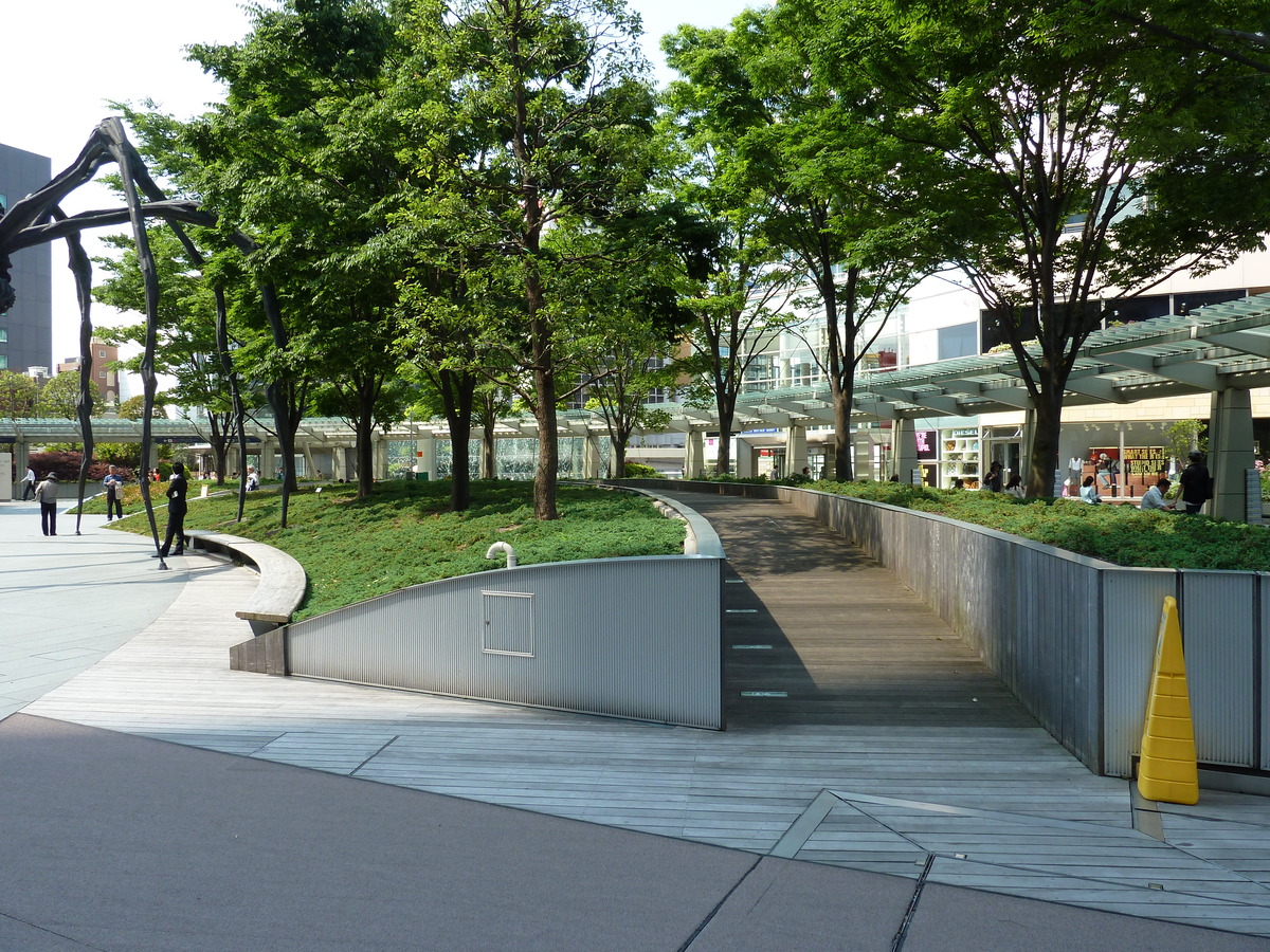 รูปถ่าย ญี่ปุ่น(Japan) โตเกียว(Tokyo) รปปงงิฮิลส์(Roppongi Hills) 2010-06 93