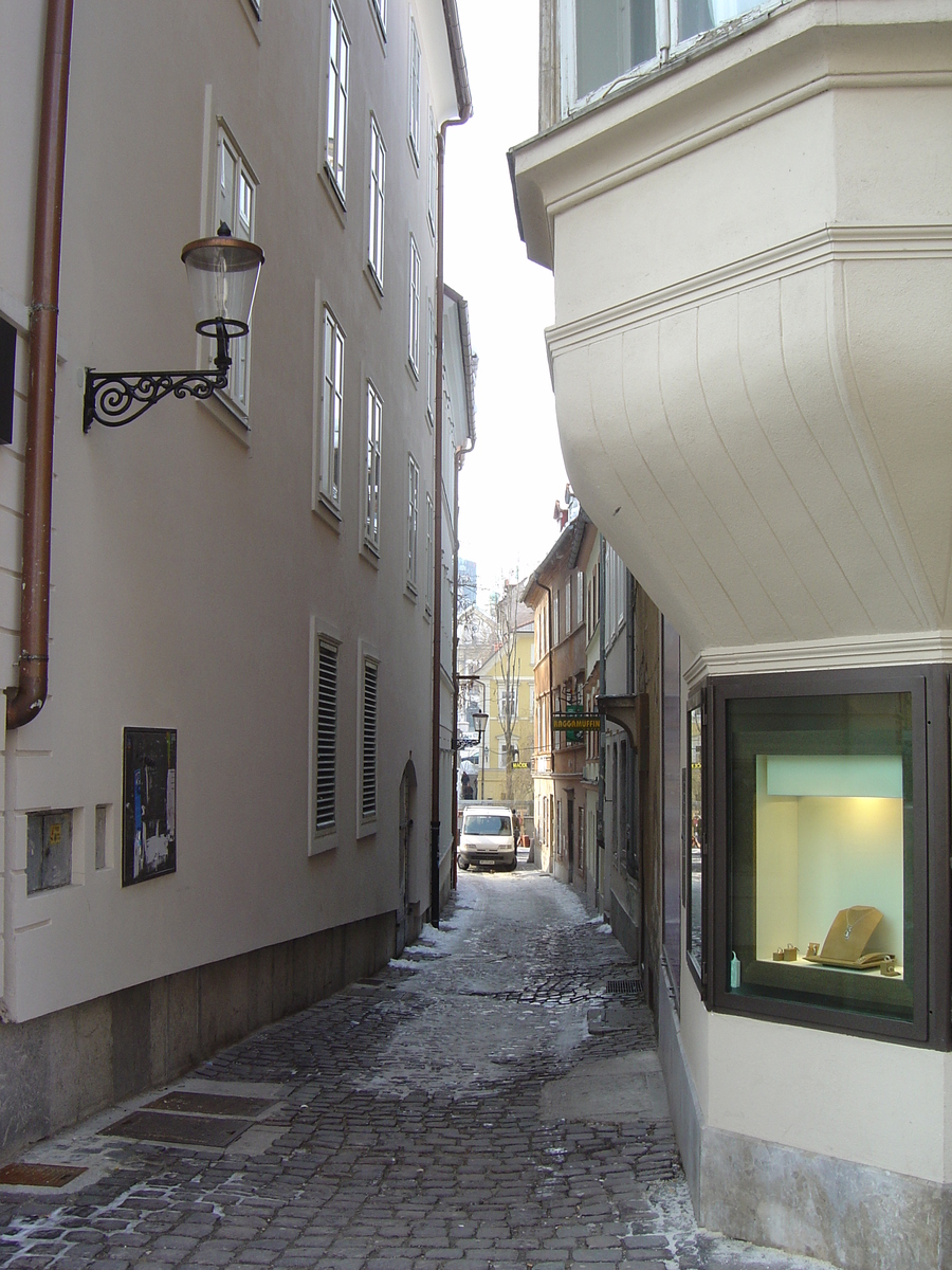 รูปถ่าย สโลวีเนีย(Slovenia) ลีอูบลีอานา(Ljubljana) 2005-03 36