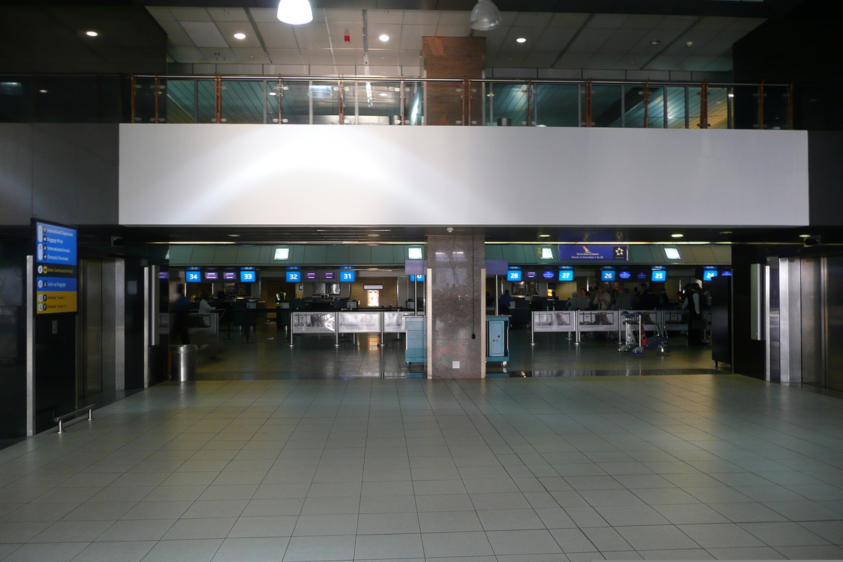รูปถ่าย แอฟริกาใต้(South Africa) โจฮันเนสเบิร์ก(Johannesburg) สนามบินแทมโบ(Tambo Airport) 2008-09 8