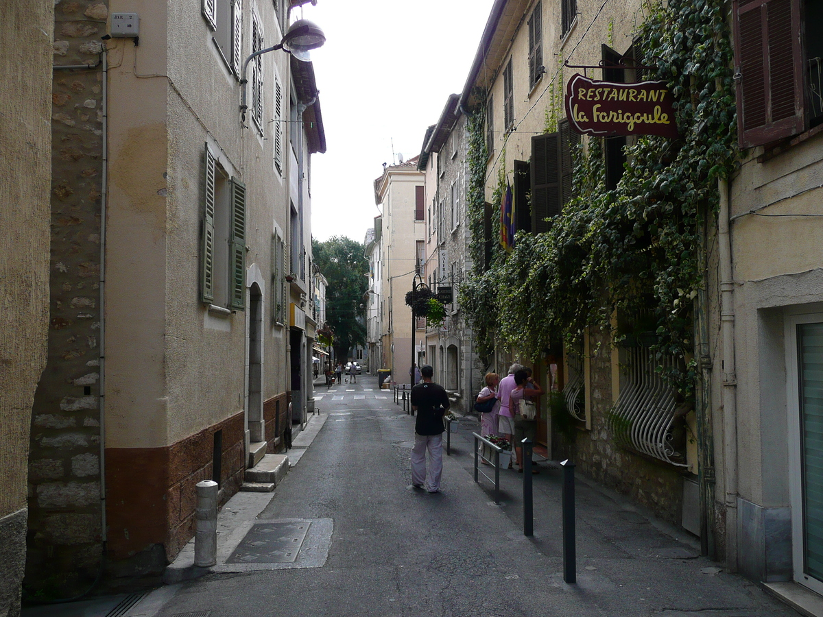 รูปถ่าย ฝรั่งเศส(France) วังซ์(Vence) ถนนอ็องรี-อีนาร์(Avenue H. Isnard) 2007-07 5