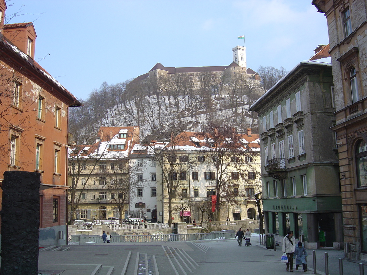 รูปถ่าย สโลวีเนีย(Slovenia) ลีอูบลีอานา(Ljubljana) 2005-03 28
