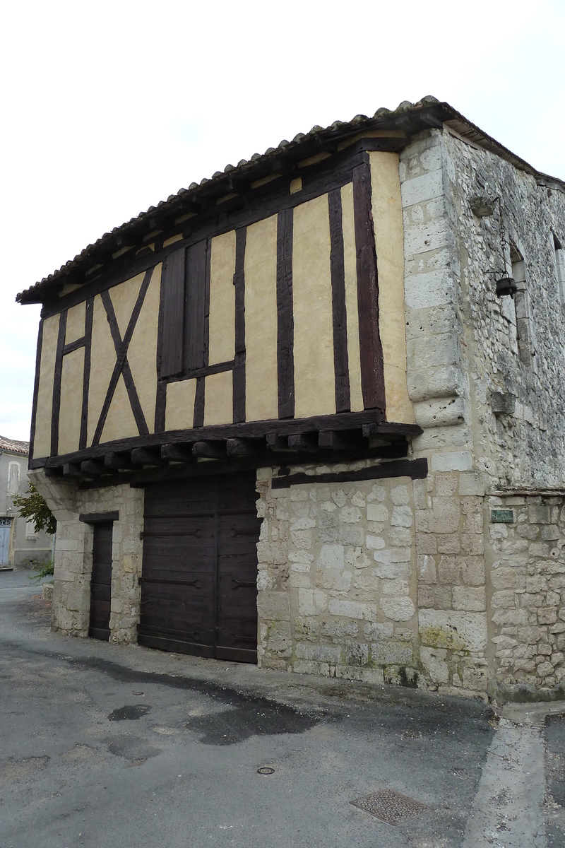 รูปถ่าย ฝรั่งเศส(France) อีซีฌัก(Issigeac) 2010-08 71