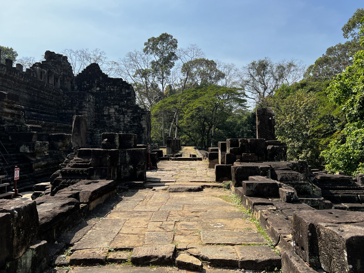 รูปถ่าย กัมพูชา(Cambodia) เสียมราฐ(Siem Reap) ปราสาทบาปวน(Baphuon) 2023-01 65