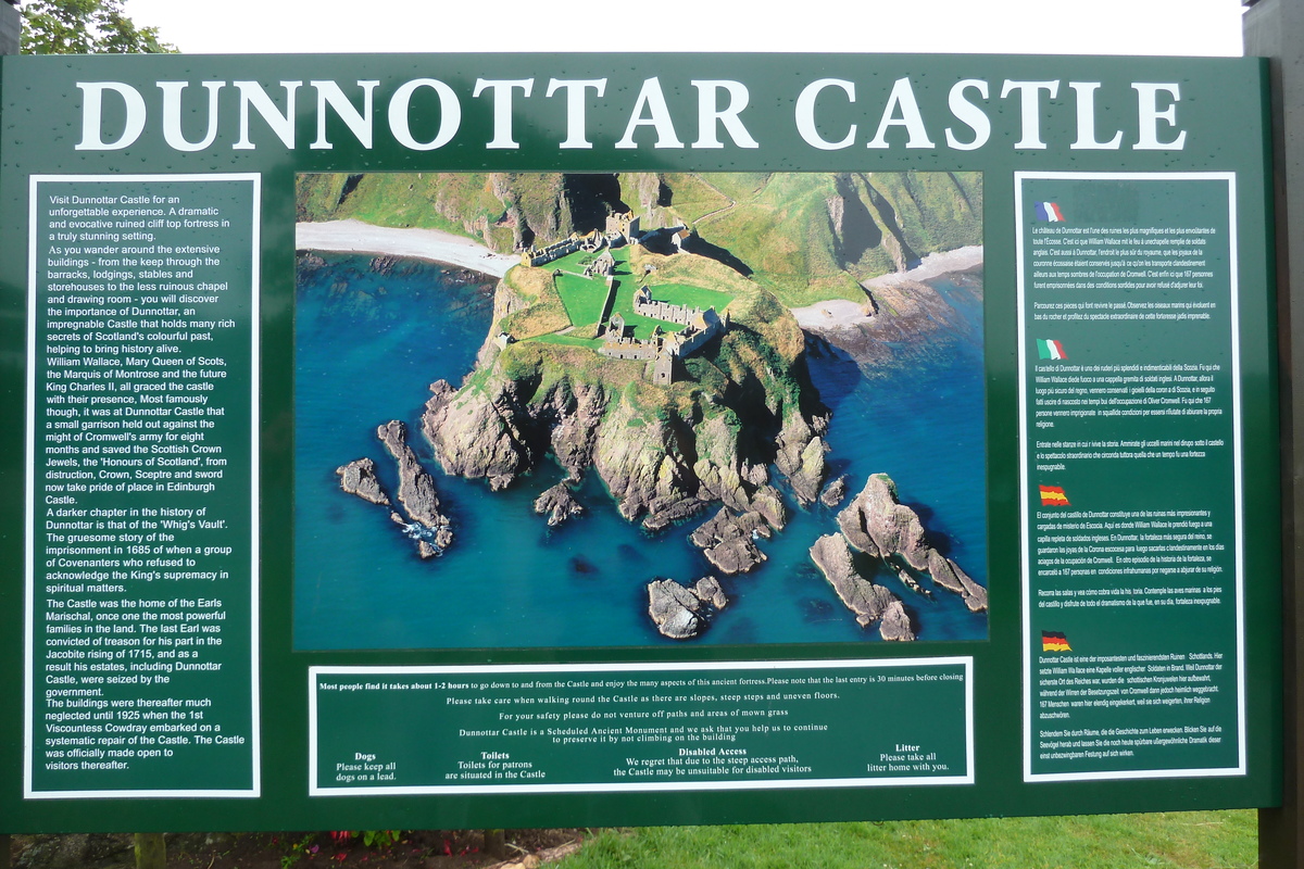 รูปถ่าย อังกฤษ(United Kingdom) สกอตแลนด์(Scotland) ปราสาทดันนอตตาร์(Dunnottar Castle) 2011-07 1
