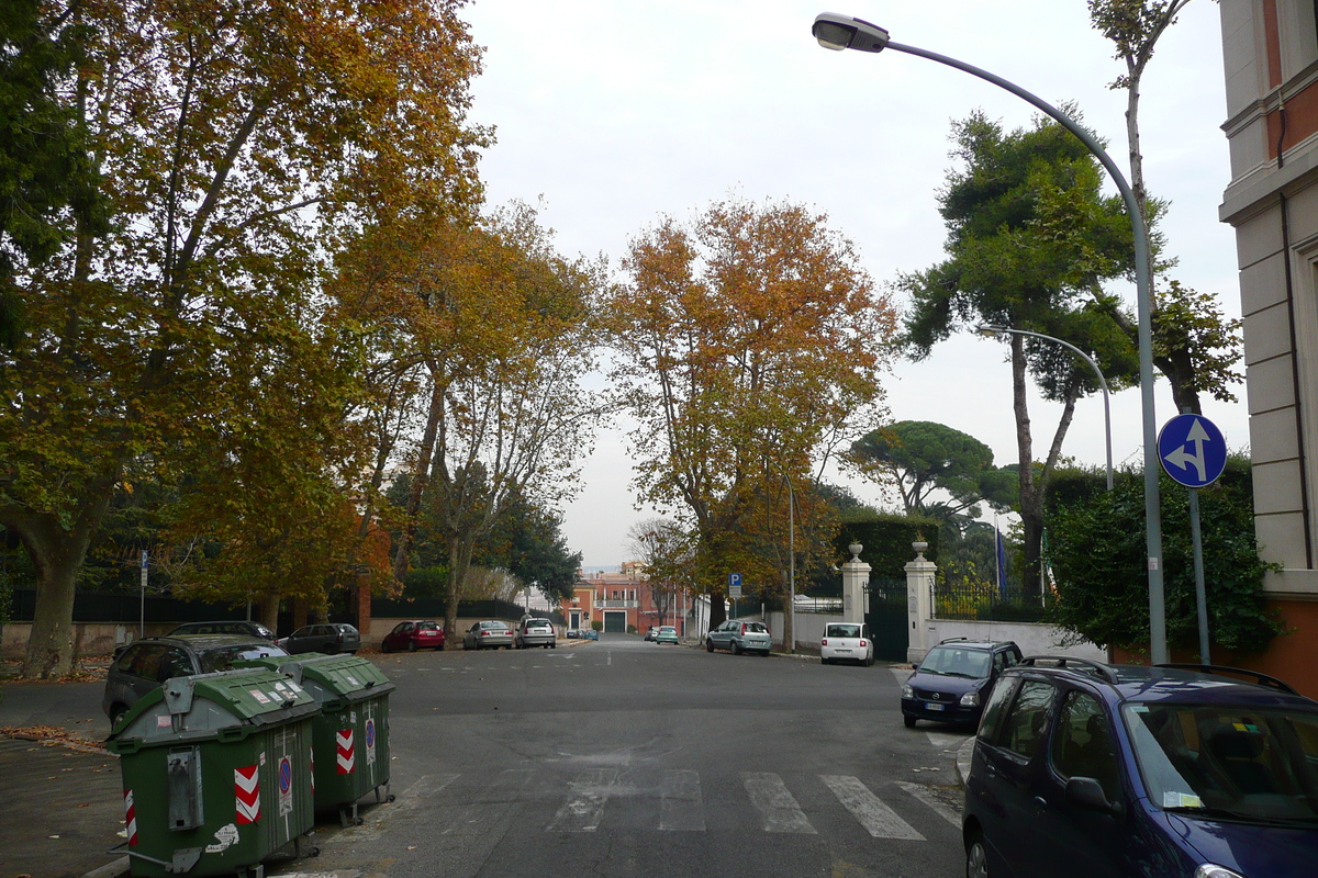 รูปถ่าย อิตาลี(Italy) โรม(Rome) ถนนจาโกโมเมดีชี(Via Giacomo Medici) 2007-11 0