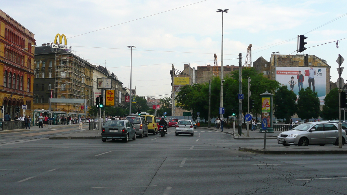 รูปถ่าย ฮังการี(Hungary) บูดาเปสต์(Budapest) ใจกลางบูดาเปสต์(Central Budapest) 2007-06 111